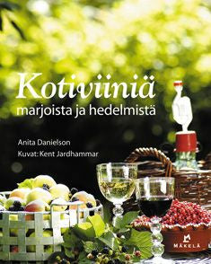 Kotiviiniä marjoista ja hedelmistä on Sale